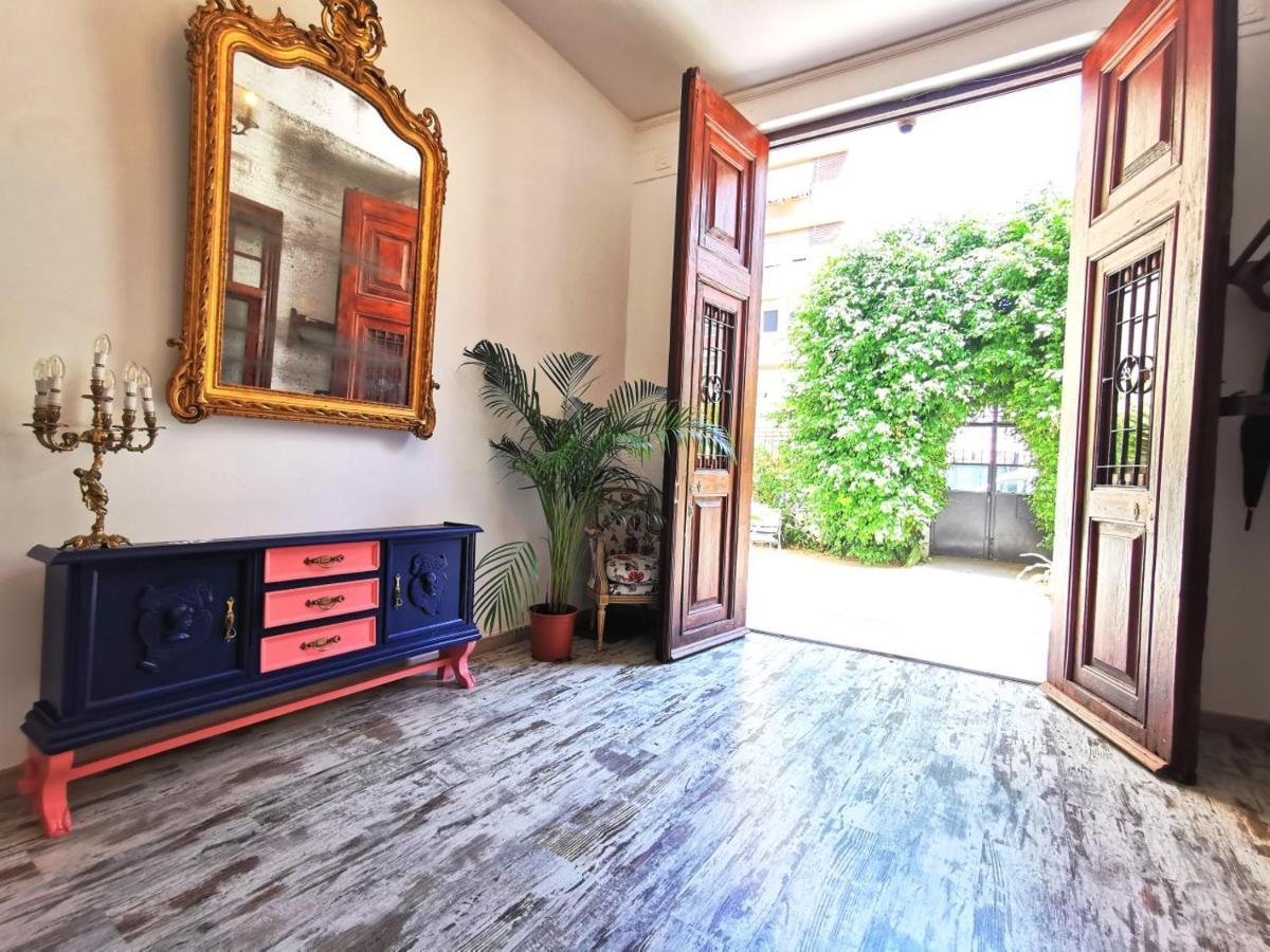 Portrait Boutique Guesthouse فالنسيا المظهر الخارجي الصورة