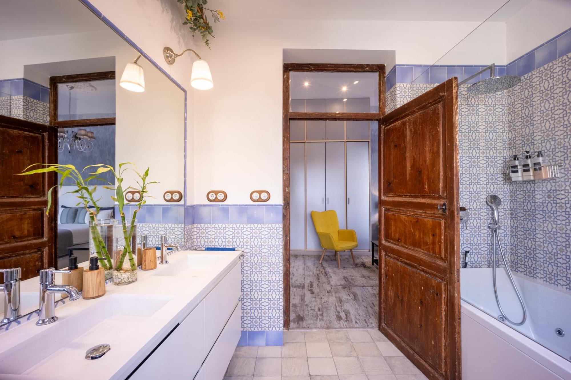 Portrait Boutique Guesthouse فالنسيا المظهر الخارجي الصورة