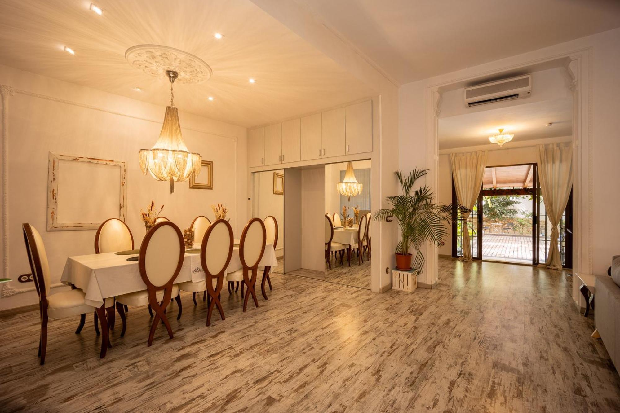 Portrait Boutique Guesthouse فالنسيا المظهر الخارجي الصورة